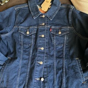 Women’s Levi’s Denim Jacket size 2x